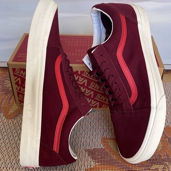 Vans Men’s Old Skool
Secret Lover Port Royale
VN0007NT4QU
Sneakers - Picture 10 of 16